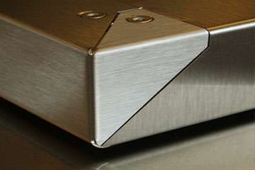 精密钣金折弯弯曲工艺中的决定因素有哪些？-中山yobo手机官方网站-yobo(中国)